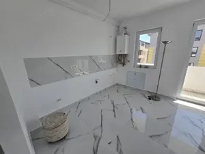 Apartament 2 camere.DECOMANDAT. Etaj 2. Zona Eso. Bloc Nou. Disponibil imediat. - imagine 6