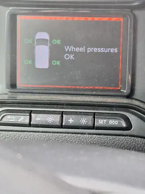 Vinzare auto  - imagine 8