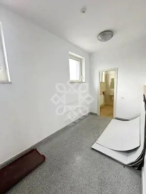 Spatiu comercial 200mp de inchiriat zona Oncea Etaj II - imagine 3