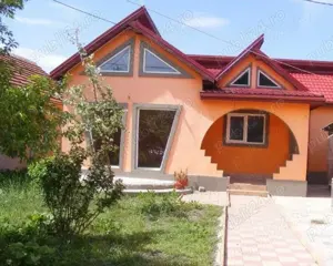 Casa Maracineni 4 camere pret de apartament, teren 1040mp,toate utilitățile, la 2.5 km de Buzau