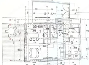 Casă individuală cu 5 camere, teren generos și garaj - imagine 2