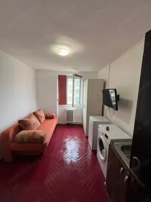 Închiriez garsoniera zona Medicinei