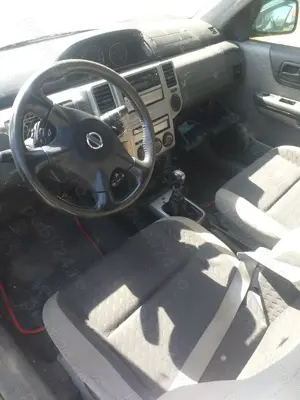 Dau la Schimb Nisan X trail 2.2 din 2007 cu microbuz marfa sau camioneta   - imagine 2