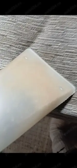 Curățare canapea cu injectie-extractie 