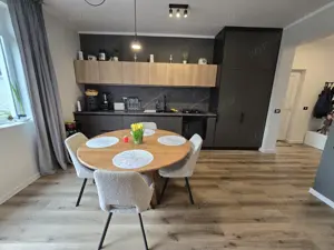 Duplex despartit prin camera tehnica - 4 camere Toate Utilitatile - imagine 11