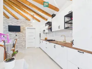 Casă Individuală cu spațiu comercial - Variaș - imagine 18