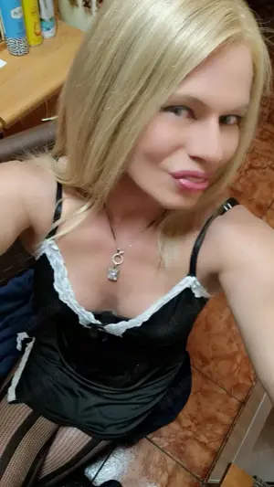 Transsexuala REALA și selectivă , confirmare  Watsapp  - imagine 4