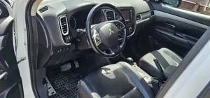 Mitsubishi outlander  - imagine 3