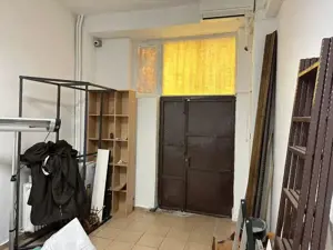 Spatiu comercial in zona Titan, Ozana, parter de bloc, zona populata - imagine 2