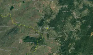 Forotic, Teren Drept Pentru Investitie, 13.2 Hectare (132.000 Mp.), Langa Drum Asfaltat si Linie de  - imagine 3