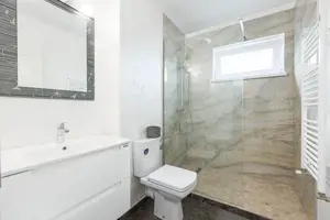 VÂNDUT! Apartament  modern și luminos într-un bloc nou din 2022 - imagine 3