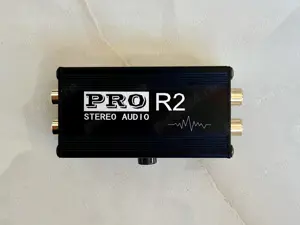 PRO R2 - ground loop isolator - izolator bucla de masa cu comutator - profesional