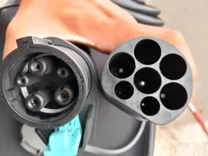 De vanzare - imagine 5