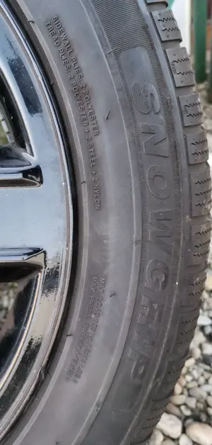 Jante aliaj Range Rover { ORIGINALE } cu cauciucuri iarna 255/50/19 - imagine 3