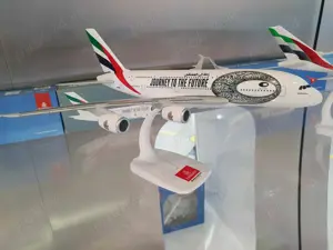 Macheta avion Emirates A380 Museum of Future | Decoratie