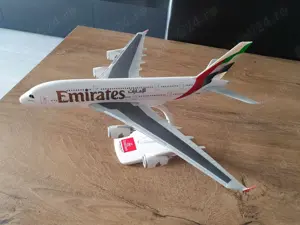 Macheta avion Emirates A380 | Decoratie | Perfect pt cadou
