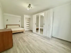 apartament o camera zona Torontalului - imagine 3