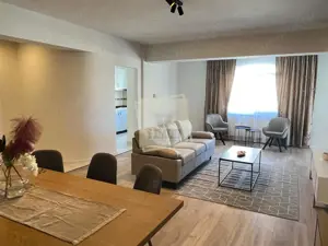 Apartament de lux 3 camere 2 bai si parcare in zona Centrala - imagine 3