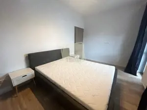 Apartament de lux 3 camere 2 bai si parcare in zona Centrala - imagine 8