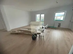 Apartament cu 3 camere balcon si parcare pe Doamna Stanca - imagine 4