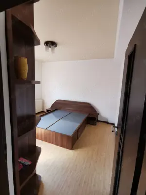 Proprietar vând apartament cu 2 camere + garaj, Florești, strada Stejarului  - imagine 5