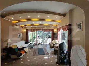 Casa deosebita 260 mp, teren 400 mp, zona Andrei Muresanu Engels