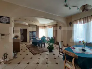 Casa deosebita 260 mp, teren 400 mp, zona Andrei Muresanu Engels - imagine 4