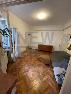 Apartament cochet/curte interioara zona Unirii - Udriste