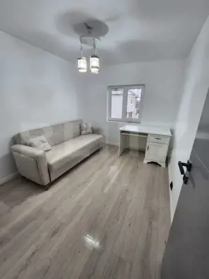 Apartament cu 4 camere la cheie, 94 mp, zona Parcul Teilor