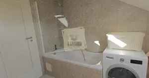 Apartament  4 camere 2 bai si loc parcare zona Valea Aurie - imagine 14