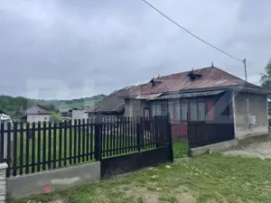 Casa Centrala in Comuna Bezdead - imagine 2