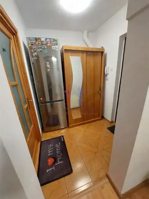 Ap 2 cam conf 1 Hipodrom 50 mp Renovat - imagine 6