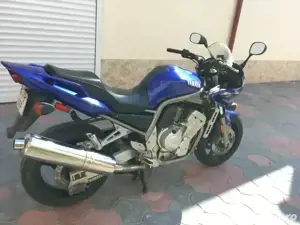 Yamaha FZS 1000 R1 - imagine 4