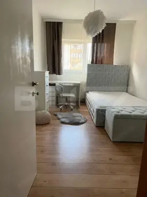 Apartament cu 3 camere, mobilat modern, parcare, zona Muzeul Apei