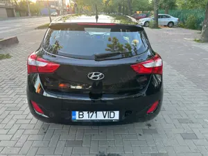 Hyundai i30 1.4 CRDI Blue - imagine 7