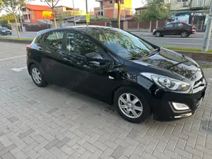 Hyundai i30 1.4 CRDI Blue - imagine 2