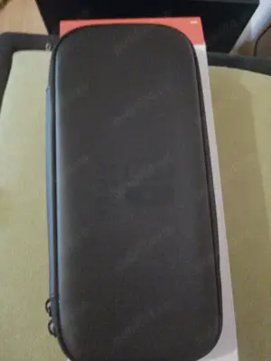 Husa originala neagra pentru Nintendo Switch - imagine 2