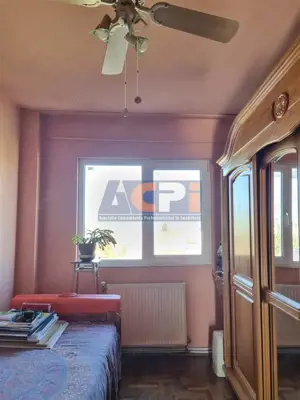 Apartament, 3 camere decomandate, RMB, Bacau. - imagine 4