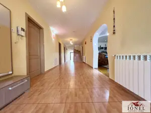 Vila de vanzare in Sebes - imagine 9 Vila de vanzare in Sebes - imagine 9