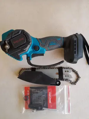 Fierastrau Electric de Mana cu Lama de 15 cm, 2 Acumulatori, si Motor Fara Perii - imagine 2