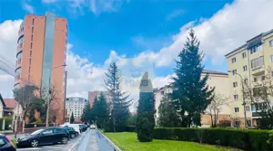 Apartament Pet Friendly etajul 1 cu  3 camere balcon zona centrala