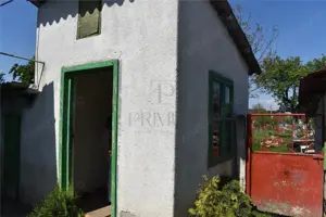 Casa caramida plus o casa de vaiuga - teren generos 1400 mp - doua fronturi stradale - zona excelent - imagine 5