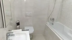 Apt. 2 camere de închiriat, Laguna Residence, loc de parcare si boxă incluse - imagine 8