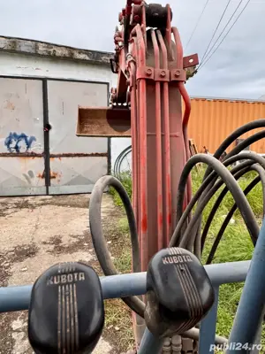 Vand Miniexcavator Kubota KH 36 - imagine 7 Vand Miniexcavator Kubota KH 36 - imagine 7