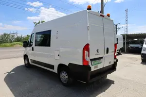 Peugeot Boxer 2.0 130 HP L2H2 cu 7 locuri - imagine 5
