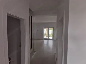 Duplex personalizare interioara - toate utilitatile - asfalt - zona buna - imagine 8