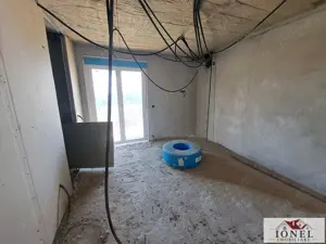 Vanzare casa semifinisata in Teius -700 mp teren  - imagine 5