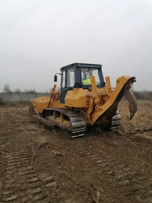 Buldozer Komatsu D58 - imagine 2