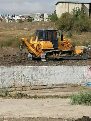 Buldozer Komatsu D58 - imagine 4