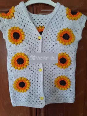 Vesta crosetata pentru copii